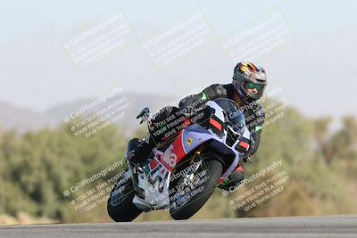 media/Dec-01-2025-Moto Forza (Mon) [[2daa91e15f]]/2-Intermediate Group/Session 2 Turn 9 Entry/